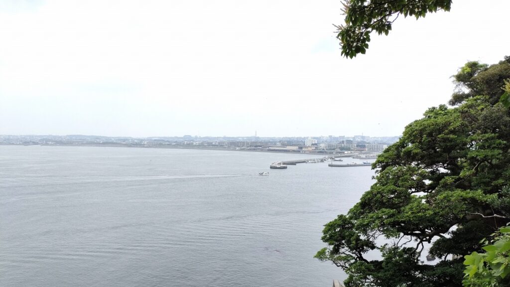 江の島から見た湘南海岸