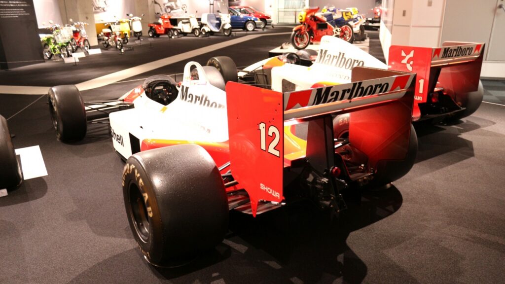 マクラーレンホンダ MP4/4 アイルトンセナ