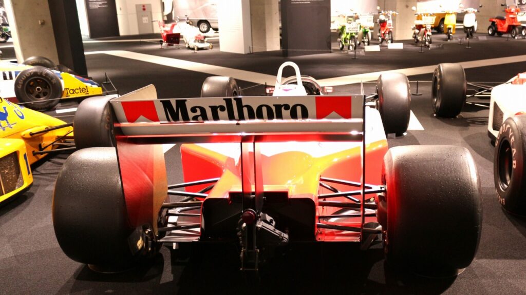 マクラーレンホンダ MP4/4 アイルトンセナ