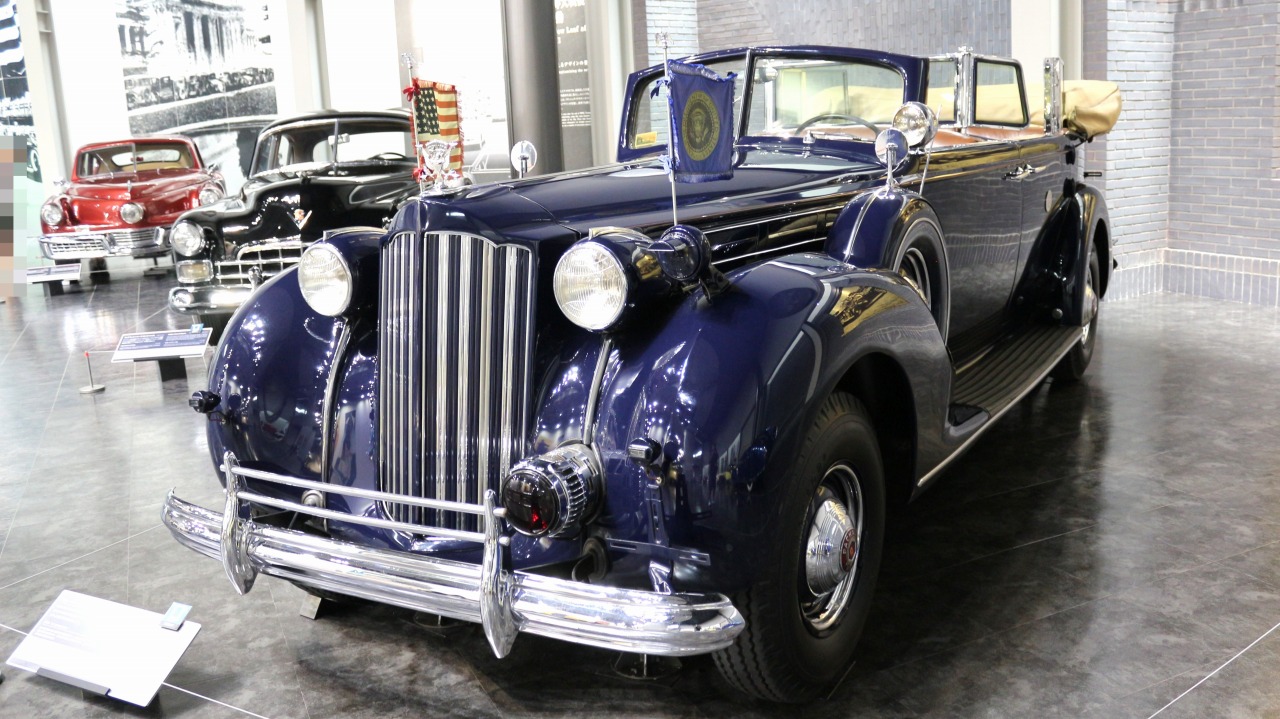 パッカード トゥエルヴ （ルーズヴェルト大統領専用車）1939年 アメリカ