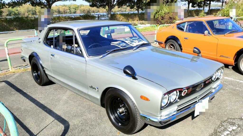 日産　スカイライン GT-R