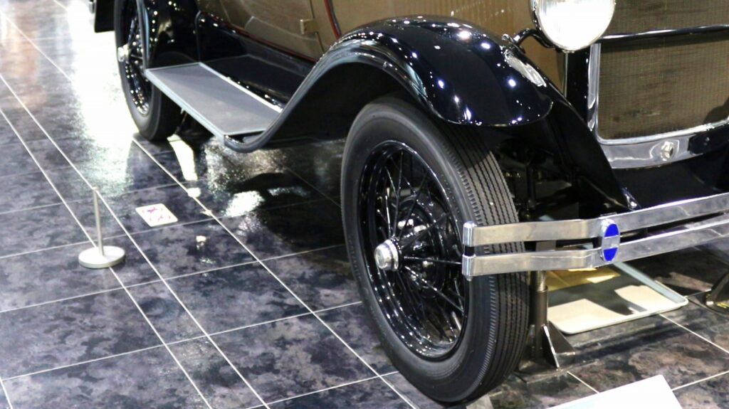 フォード モデルA(日本製) 1929年・アメリカ