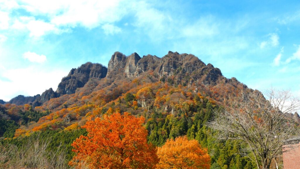 妙義山