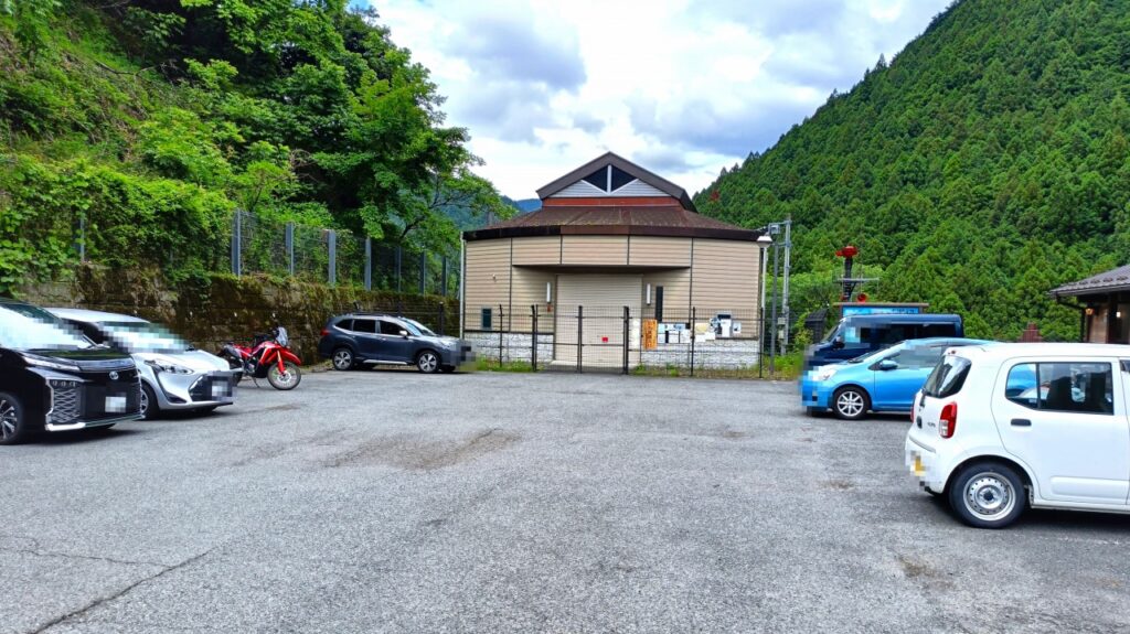 白丸湖(しろまるこ) 駐車場