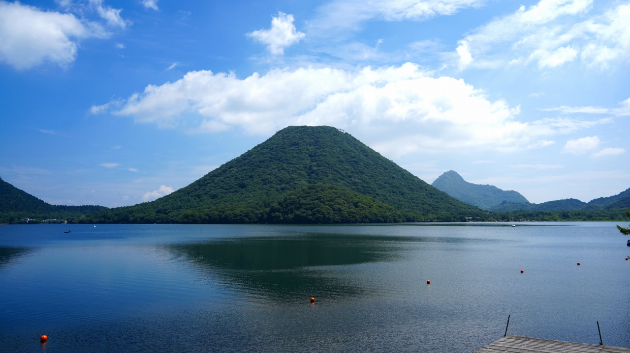榛名富士と榛名湖