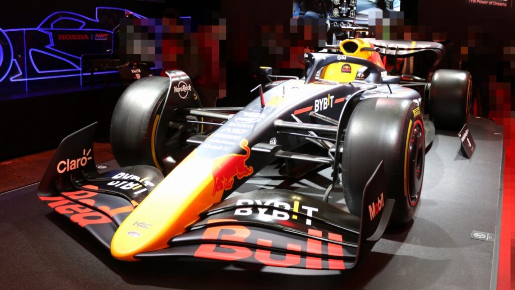 オラクル レッドブルレーシング RB20 2024年