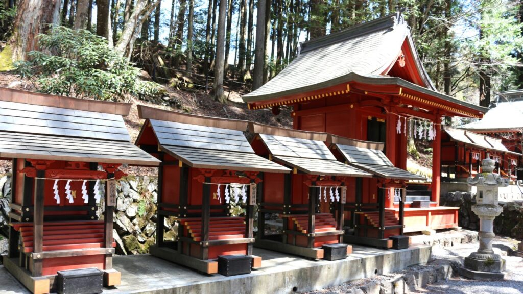 三峯神社