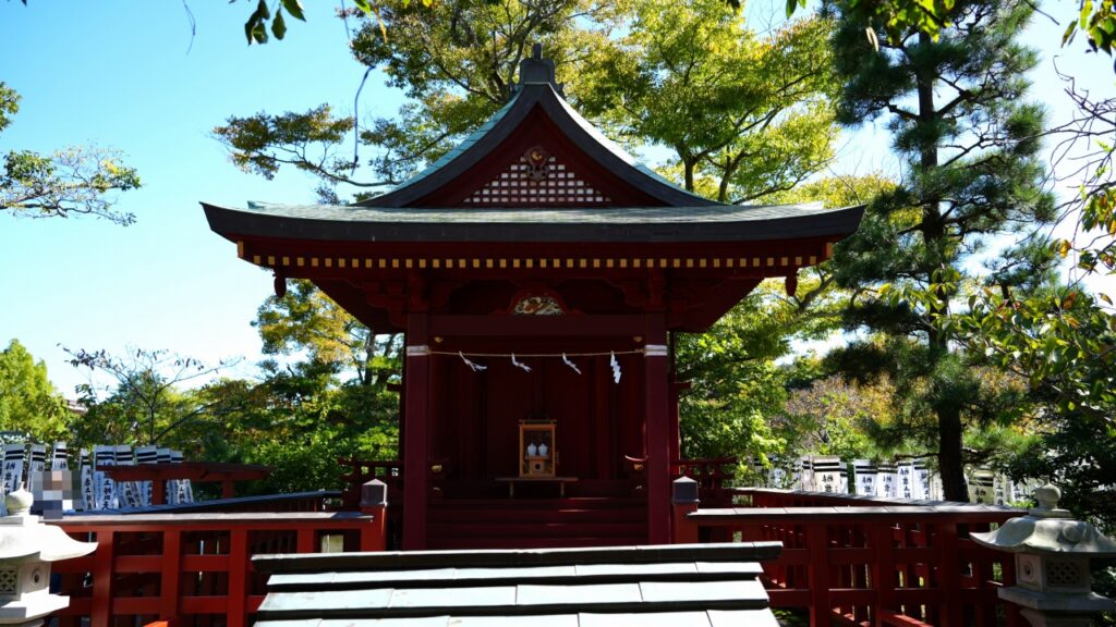 鎌倉 鶴岡八幡宮 旗上弁財天社