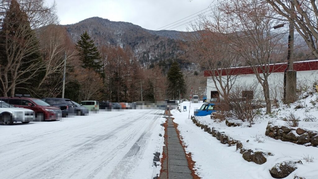 ダンロップ「シンクロウェザー」による雪道走行