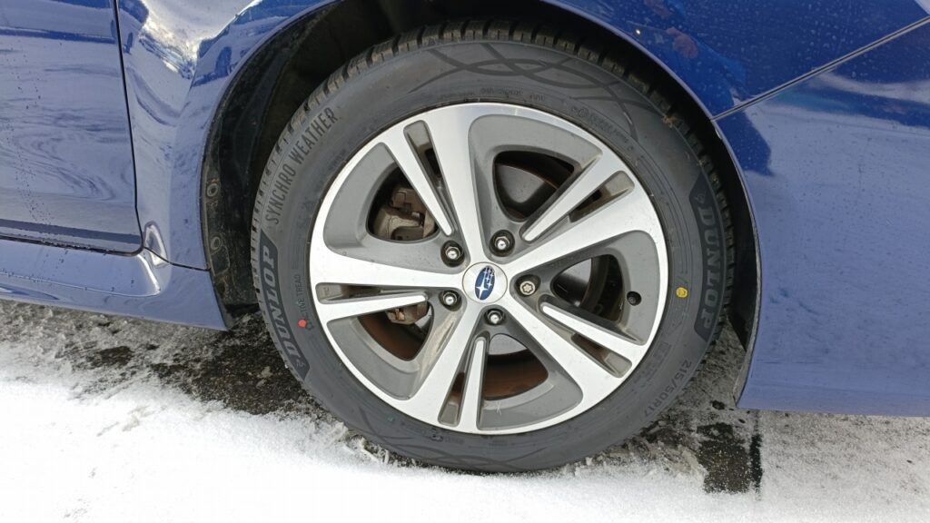 ダンロップ「シンクロウェザー」による雪道走行