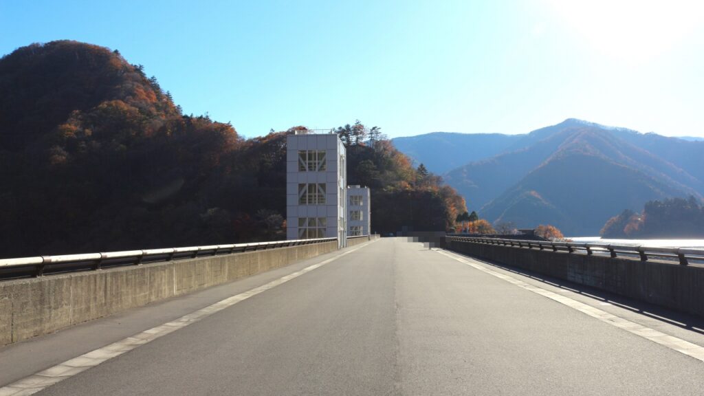 奥多摩湖 小河内ダム