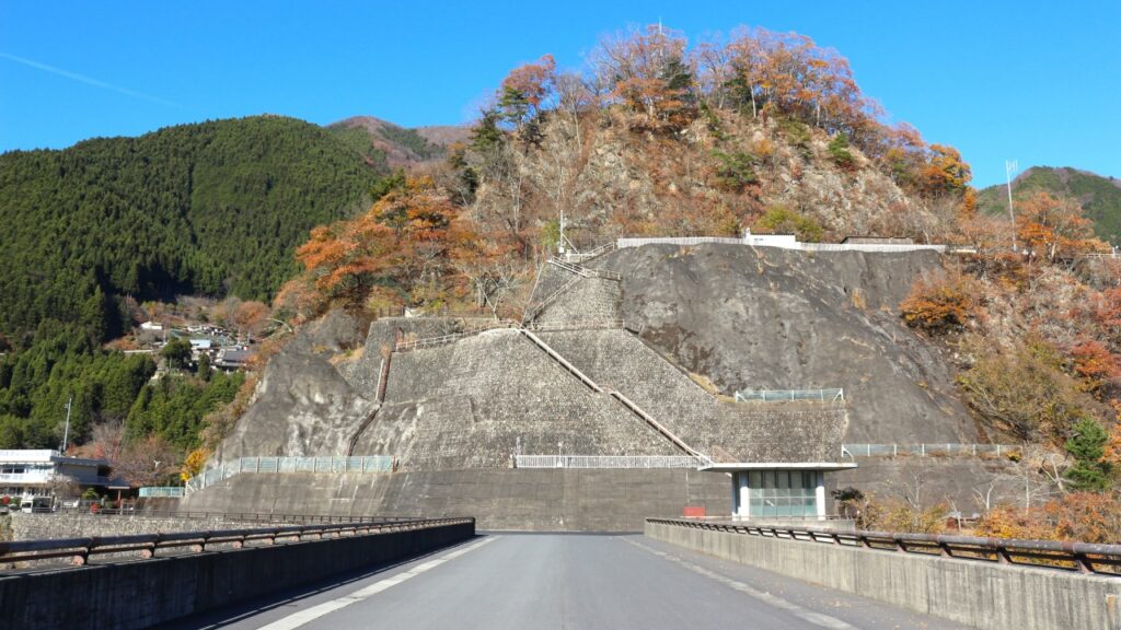 奥多摩湖 小河内ダム