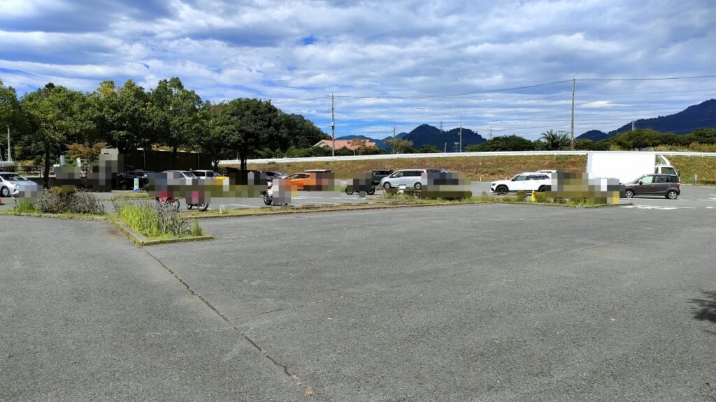 宮ケ瀬湖　鳥居原ふれあいの里駐車場
