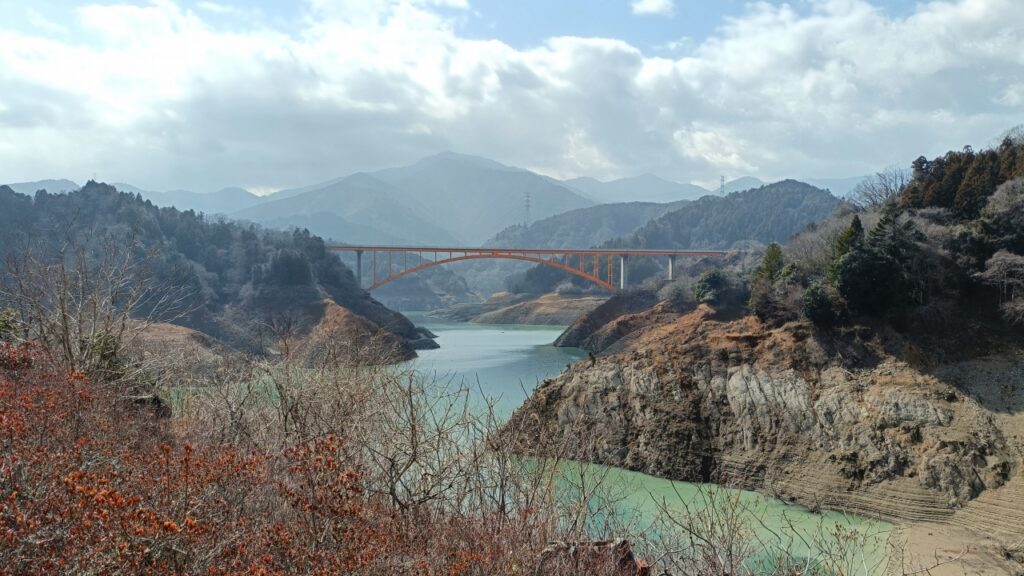 宮ケ瀬湖 虹の大橋