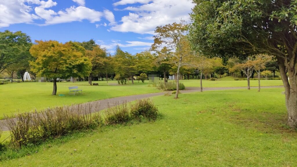 宮ケ瀬湖 鳥居原湖畔庭園