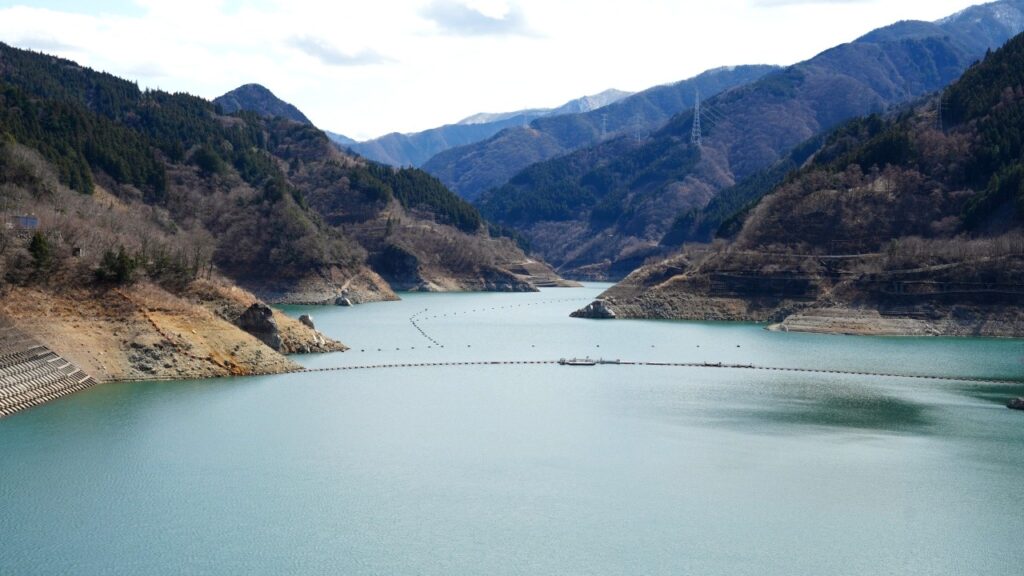 浦山ダム　秩父さくら湖